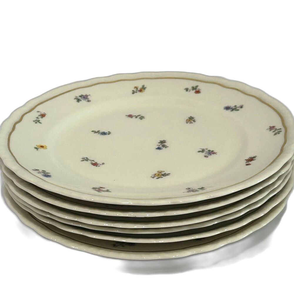 Vintage Warwick China Dinner Plates Floral Pattern USA Color Cream Gold Band - Picture 8 of 11